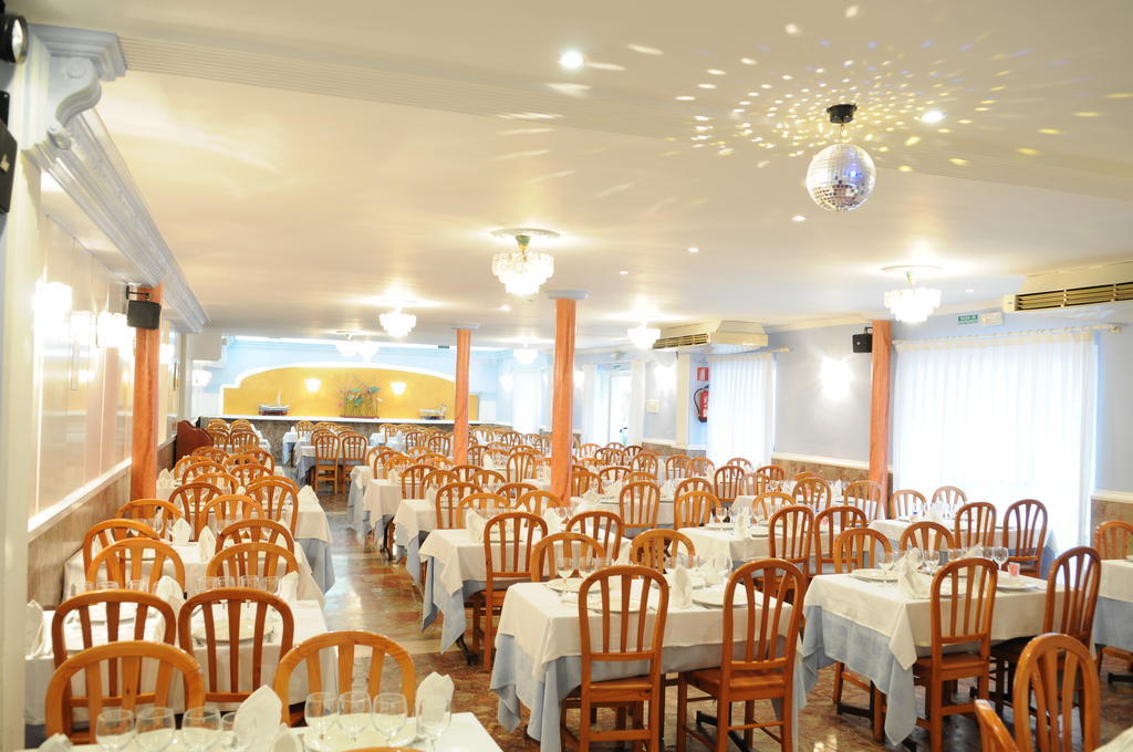 Hostal Can Marines Sant Carlos de la Ràpita Екстериор снимка